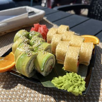 Leniwe Koty - California Tiger Roll - Sushi Bars Near Me - Mielno, ZP Leniwe Koty - California Tiger Roll - Sushi Bars Near Me - Mielno, ZP