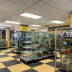The Joint Tobacconist and Glass Gallery