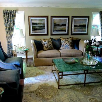 Ash Showroom - New Traditional Design - Interior Design Near Me - Bloomfield Hills, Michigan Ash Showroom - New Traditional Design - Interior Design Near Me - Bloomfield Hills, Michigan