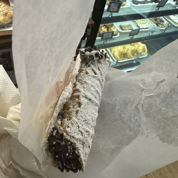 Three Wishes Bakery - Gluten Free Cannoli - Bakeries Near Me - Johnston , Rhode Island