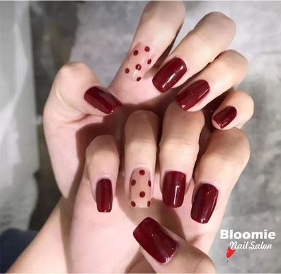 Bloomie Nail Salon by null