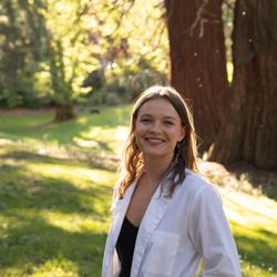Willow Tree Acupuncture and Wellness Clinic - Dr. Molly, Licensed Acupuncturist in Portland