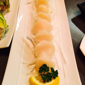Hoki Sushi - Sashimi de saint Jacques - Japanese Near Me - Paris, 75 Hoki Sushi - Sashimi de saint Jacques - Japanese Near Me - Paris, 75