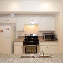 Affinity Paints and Decor - Benjamin Moore Paint Store - Kitchen (Before)