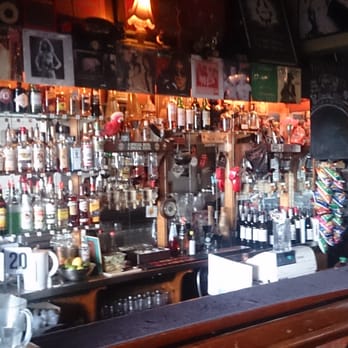 The Town Hall Hotel - Bars Near Me - North Melbourne, VIC