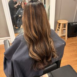 Headline Hair Designers