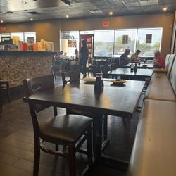 Ginban Sushi - Dining area