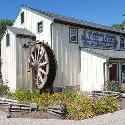 Hocking Hills Regional Welcome Center