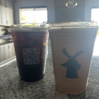 Dutch Bros Coffee - Nitro Infused Cold Brew, campin blended freeze - Juice Bars & Smoothies Near Me - Queen Creek, Arizona Dutch Bros Coffee - Nitro Infused Cold Brew, campin blended freeze - Juice Bars & Smoothies Near Me - Queen Creek, Arizona
