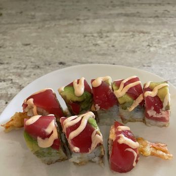 Raku Sushi - Sushi Bars Near Me - Rocklin, California