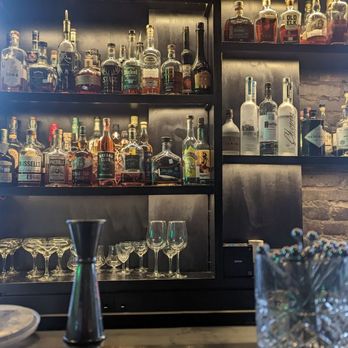 King’s Ransom - Cocktail Bars Near Me - Alexandria, Virginia