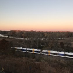 Rivergate Apartments - Nice morning watching the sunrise and moon set by the Delaware river and riverline train
