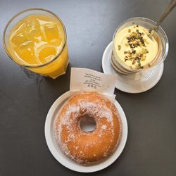 Riccardo Taliani - Ciambella fritta, tiramisú al pistacchio, succo d'arancia (Roman fried donut, tiramisu with pistachio, orange juice)