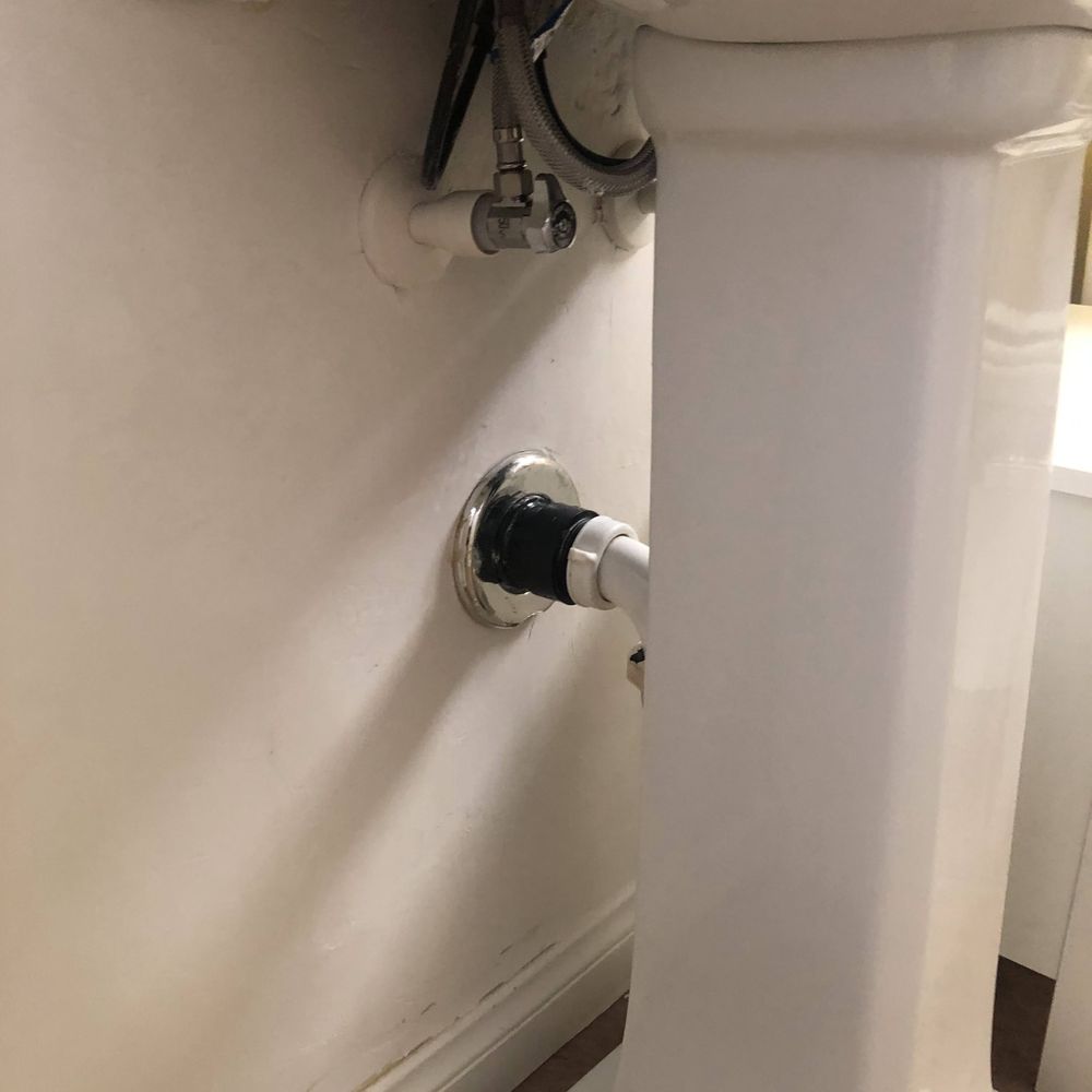 Simpex Repipe & Plumbing - guest bath after patch - Plumbing Near Me - Irvine, California Simpex Repipe & Plumbing - guest bath after patch - Plumbing Near Me - Irvine, California