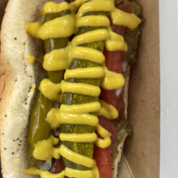 Junkyard Dogs - Chicago Dawg no celery salt stale bun regular hot dawg nothing special - Hot Dogs Near Me - Worthington, Ohio Junkyard Dogs - Chicago Dawg no celery salt stale bun regular hot dawg nothing special - Hot Dogs Near Me - Worthington, Ohio