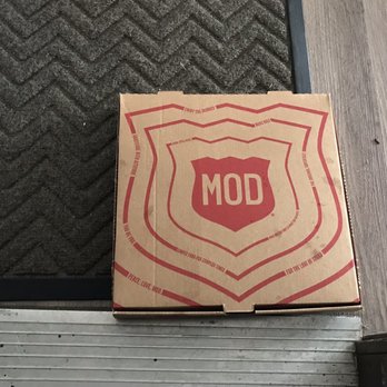 MOD Pizza - Delivered by Grubhub in plain box, no bag or secure tape on it. - Pizza Near Me - Federal Way, Washington