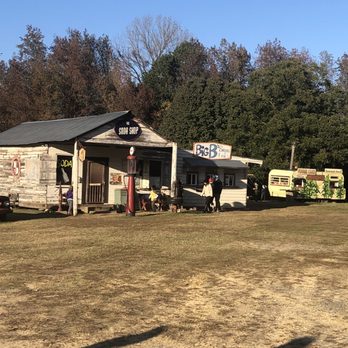 Aw Shucks Corn Maze & Pumpkin Patch - Farmers Market Near Me - Monroe, North Carolina