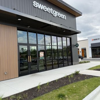 sweetgreen - Healthy Salads, Wraps, and Bowls - Salad Near Me - Zionsville, Indiana