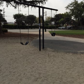 Victoria Park - Parks Near Me - Burlingame, California Victoria Park - Parks Near Me - Burlingame, California