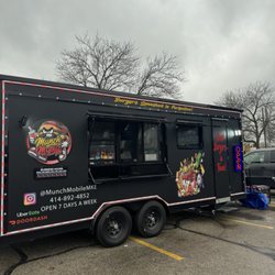 Munch Mobile - Exterior