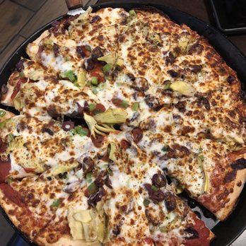 Brizio Pizza - Pan crust pizza, very very soggy - Pizza Near Me - Lake Forest, California