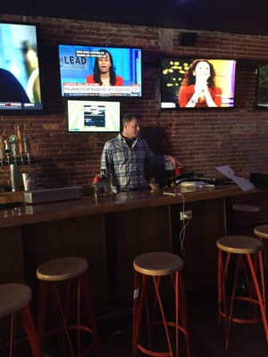 Sto's Bar by null