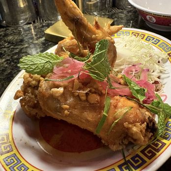The Pig & The Lady - Le Fried Chicken Wings - Vietnamese Near Me - Honolulu, Hawaii The Pig & The Lady - Le Fried Chicken Wings - Vietnamese Near Me - Honolulu, Hawaii