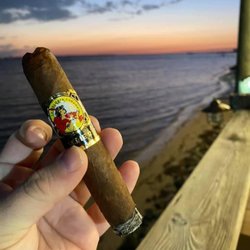 EJ Premium Cigars - Cigars and sunsets