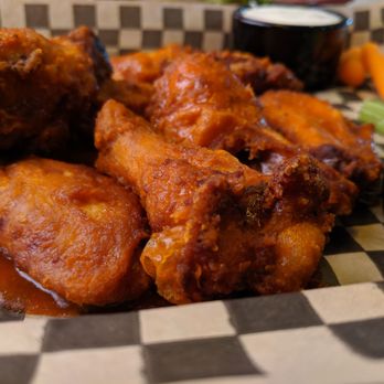 Polly's Pies - Spicy buffalo wings - Bakeries Near Me - Hemet, California