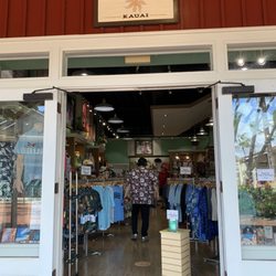 Cruise Kauai Boutique - 10/21/22 I think we got a hat here once for hubby