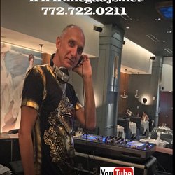 Mega Djs