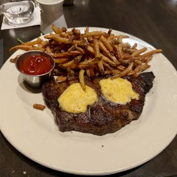 Catablu Grille - 14oz Ribeye - New American Near Me - Fort Wayne, Indiana
