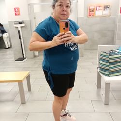 Crunch Fitness - Corpus Christi - This is when I first started going to the gym with more regularity. I was about 220 here. I'm a short woman, so 220 is no bueno!!!