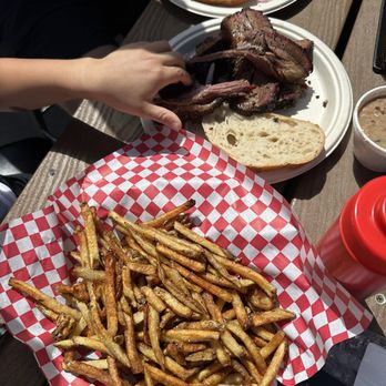 Silver King Smokehouse & Saloon - Fries and brisket - Smokehouse Near Me - Superior, Arizona Silver King Smokehouse & Saloon - Fries and brisket - Smokehouse Near Me - Superior, Arizona