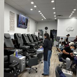 Q Nails - The pedicure stations have new & VERY comfortable chairs