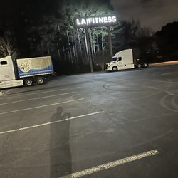 LA Fitness - Truck rest stop??? At Lafitness they have been here for months
