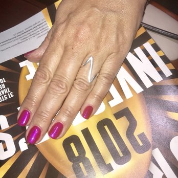 Bilancia Nail Spa - Nail Salons Near Me - Chicago, Illinois