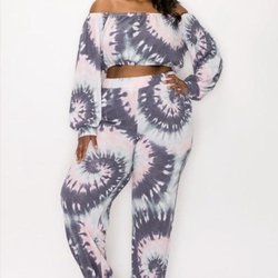 Curvitude Boutique - Www.Curvitude.com