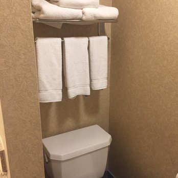 Holiday Inn Express Temecula - Hotels Near Me - Temecula, California