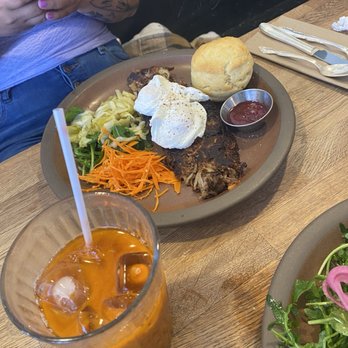 Sequoia Diner - Beef hash & poached eggs,biscuits. - Diners Near Me - Oakland, California