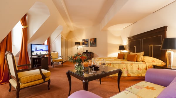 Relais & Châteaux Hotel Bülow Palais by null