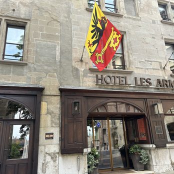 Hôtel les Armures - Front of hotel - Hotels Near Me - Geneva, GE Hôtel les Armures - Front of hotel - Hotels Near Me - Geneva, GE