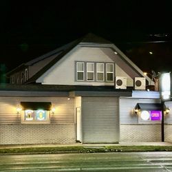 Dirty Dime Tavern