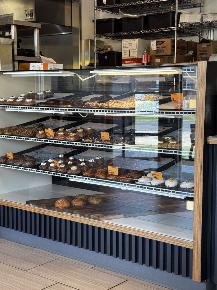 Dripp Donuts