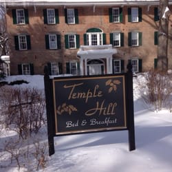 Temple Hill Bed & Breakfast - Snowy day at the Temple Hill B and B.