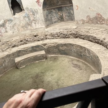Pompeii Ruins - Landmarks & Historical Buildings Near Me - Pompei, NA