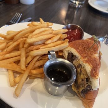 Stella San Jac - Short Rib Grilled Cheese - New American Near Me - Austin, Texas