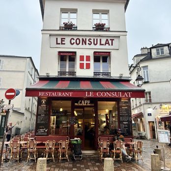 Le Consulat - French Near Me - Paris, 75