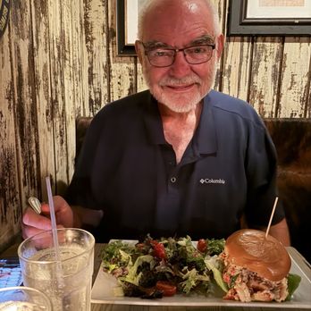 Fraunces Tavern - Shrimp & lobster roll - American Near Me - New York, New York Fraunces Tavern - Shrimp & lobster roll - American Near Me - New York, New York
