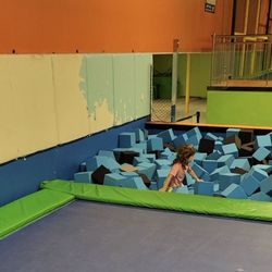 Jumping World - Beaumont - Toddler foam pit was hard to navigate and exit even by a large 3 year old.